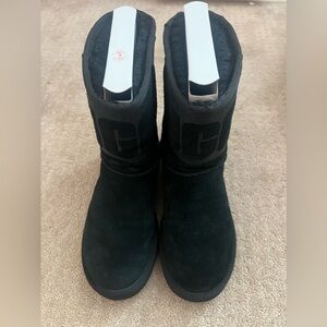 Ugg boots. Gently used, classic short, size 10